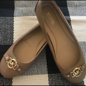 Michael Kors moccasin flats- NEW size 6
